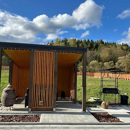 Casa de Férias будинок для відпочинку Tysha House Staryy Kropivnik