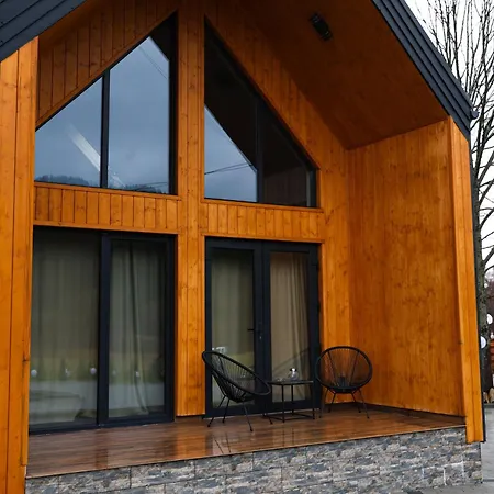 Casa de Férias будинок для відпочинку Tysha House