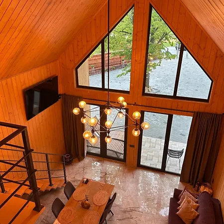 будинок для відпочинку Tysha House *